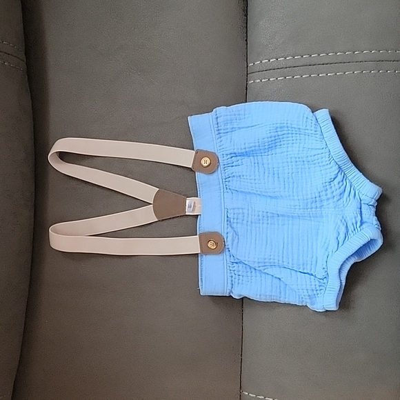 BABY Suspender Outfit - Picture 4 of 4